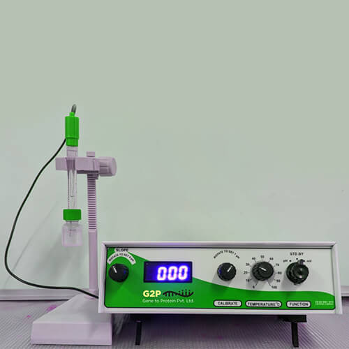 Pro pH meter with probe and standards